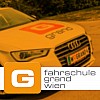 Büroangestellte*r in der Fahrschule